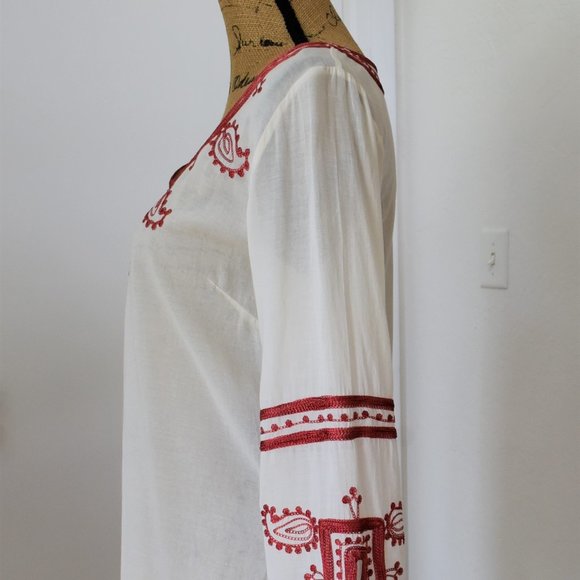 Lucky Brand Paisley Embroidered Blouse. - Picture 3 of 10